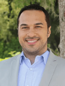 Dr. Andrew Sakla, DO